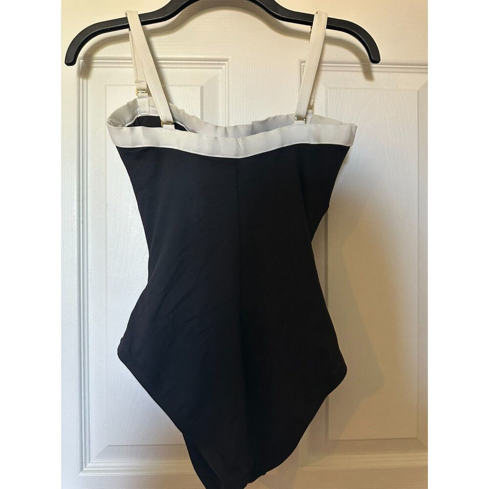 Women Liz Clairborne Black & White One‑Piece Swimsuit, Adjustable Straps Size 6